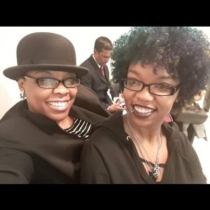 Meet your Posher, Sam ariana